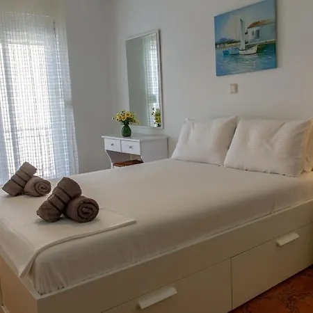 Marenia's Sea Echo Downtown Apt